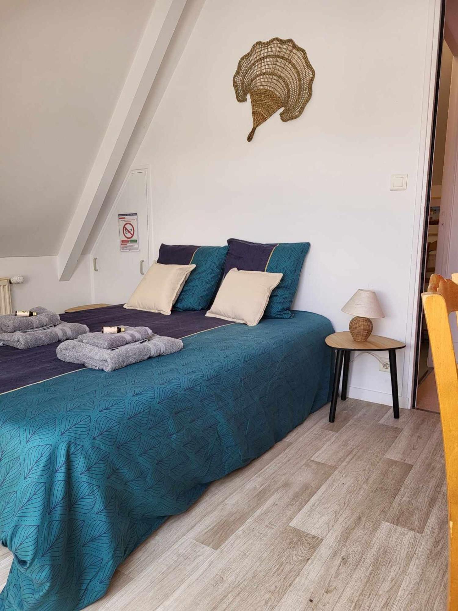 Auberge De La Vallee De La Douve L'Etang-Bertrand Buitenkant foto